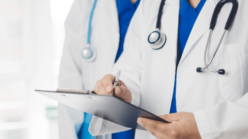 Praxisorganisation optimieren: 5 Tipps für mehr Effizienz im Sprechstundenalltag Praxisorganisation optimieren: 5 Tipps für mehr Effizienz im Sprechstundenalltag